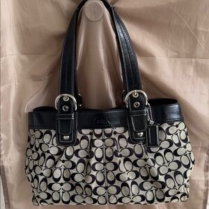 Large Coach bag - LNWOT- Gray & Black